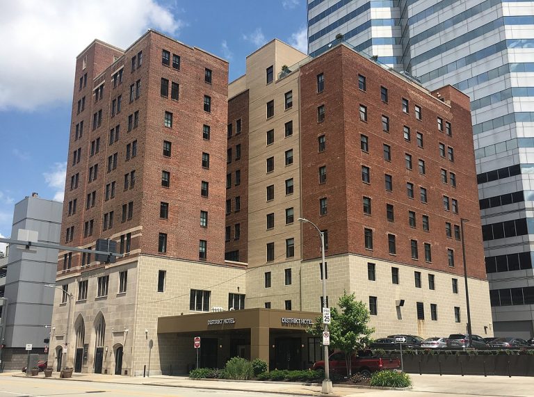 1200px SalvationArmyBuilding BlvdAllies Pittsburgh 2019 west 768x571