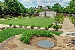13915 mellonenpark wall garden